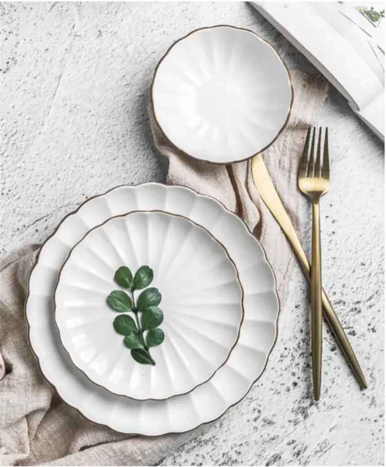 Personalizzato da tavola bianco avorio fantasia di ceramica di lusso di ceramica stoviglie per la prima colazione