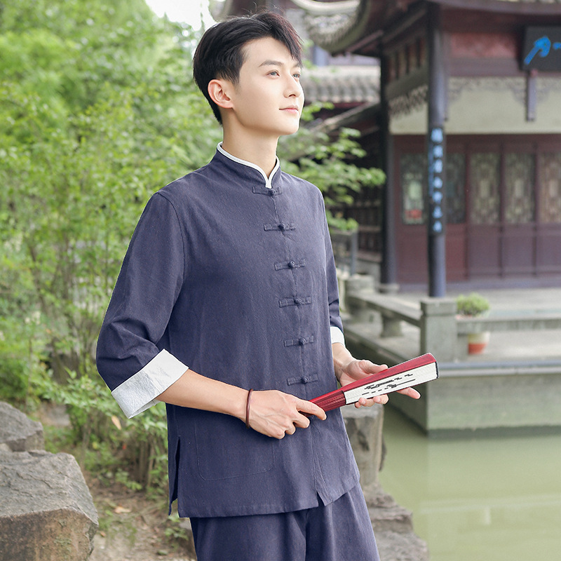 เสื้อชิ้นเดียวสีน้ำเงินกรมท่า