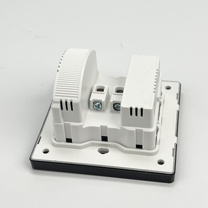 多功能20W PD Type-C壁式插座智能通用快速充电扩展插座，带手机用USB PD20W Type-C端口 - Product Image 4
