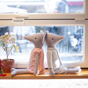 卸売ノベルティオーガニックリネンコットン赤ちゃんのおもちゃ35cmマウスぬいぐるみ