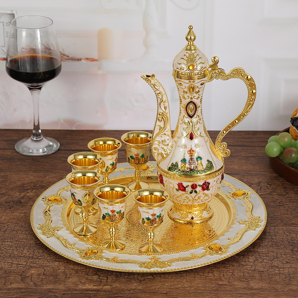 (Gold and White) Spiral Flower High Plate Wine Set