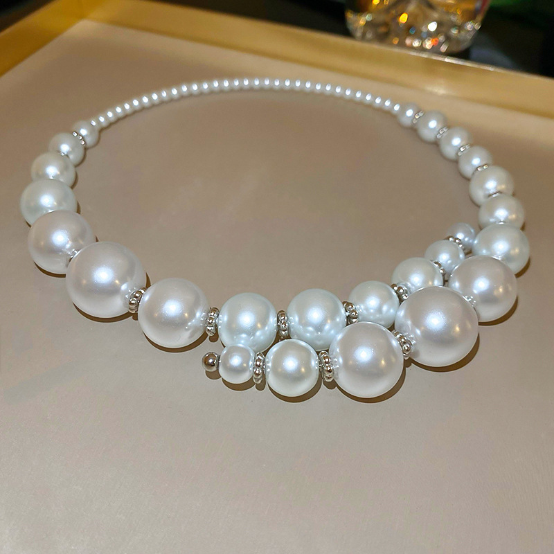 45irregular pearl necklace
