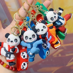 Tùy Chỉnh 3D Mềm Cao Su UV In Thân Thiện Với Môi Dễ Thương Phim Hoạt Hình Gấu Trúc Búp Bê Keychain Nhà Máy Được Thiết Kế Mới Sản Phẩm Độc Đáo - Product Image 3