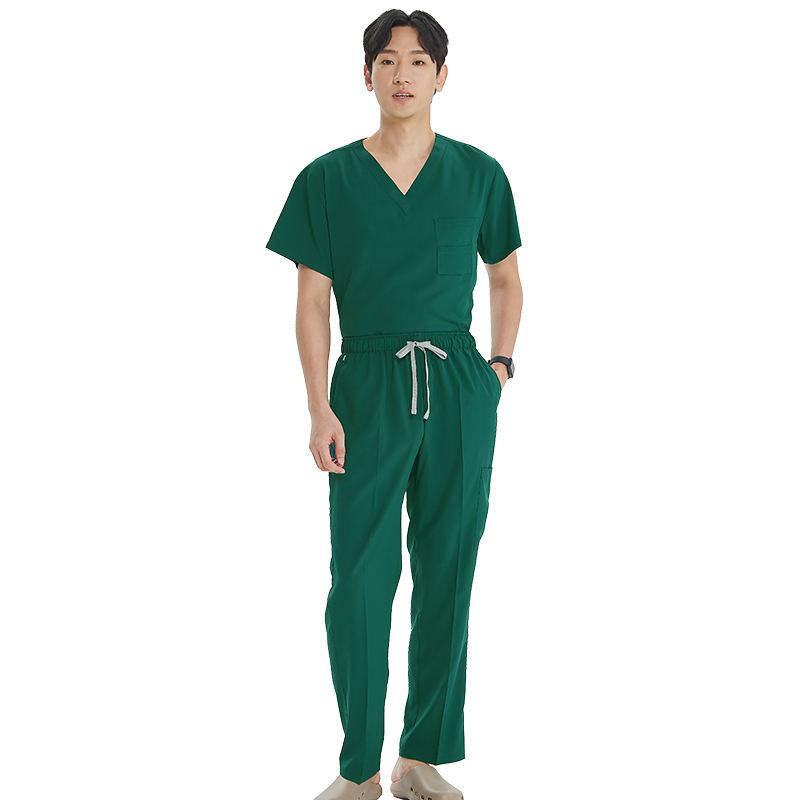 สีเขียวเข้ม