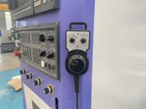 泡沫EPS中密度纤维板3D雕塑雕刻用龙门结构多功能5轴数控刳刨机 - Product Image 6