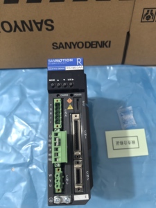 Brand New Original Spot Plc Programming Controller <strong>Servo</strong> Driver RS1M03AA Industrial Controls Motor Driver - Product Image 3