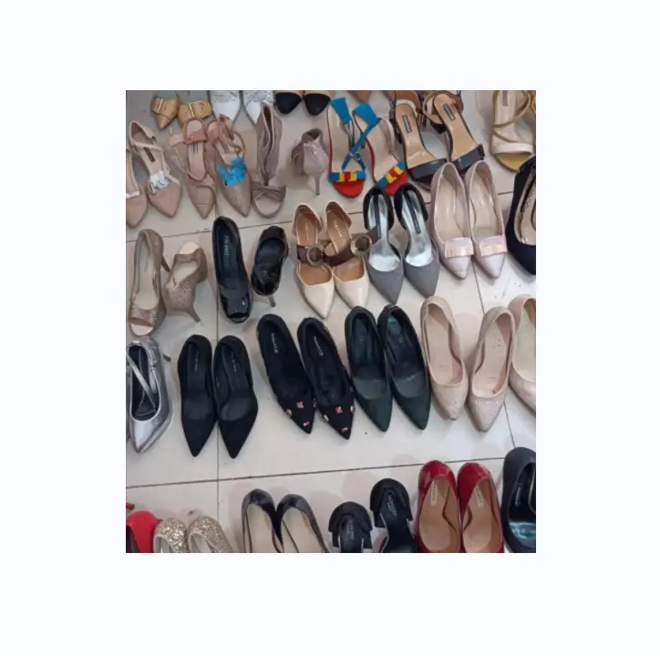 Sıcak satış rahat kadınlar kullanılan ayakkabı balya doğrudan markalı kadın stok ayakkabı orjinal sürü ayakkabı