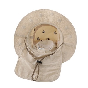 Sombrero de cubo para niños pequeños resistente al agua con protección solar, 2024 UPF 50 +, sombrero de cubo de playa azul con solapa trasera y cuerda