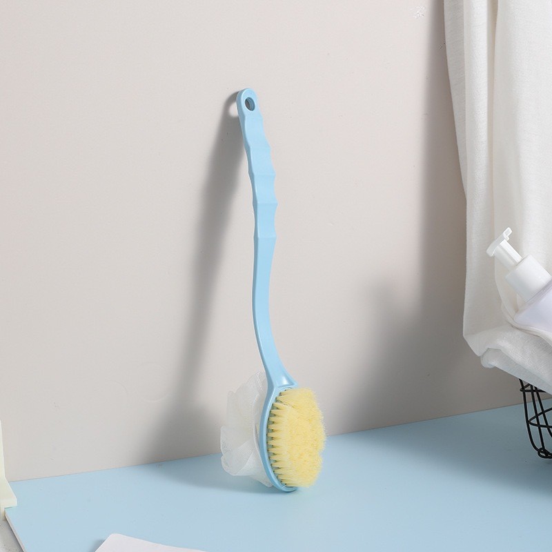 Brosse de bain bleu nordique avec bombe de bain