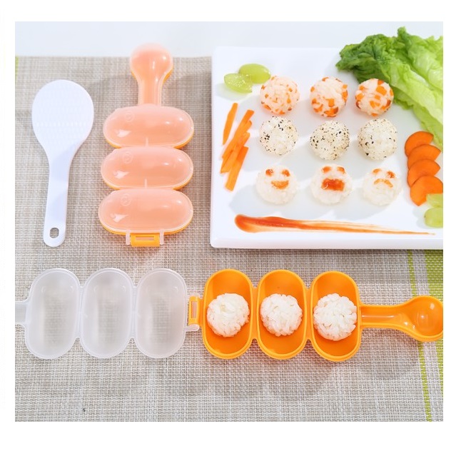 Rice ball shaker
