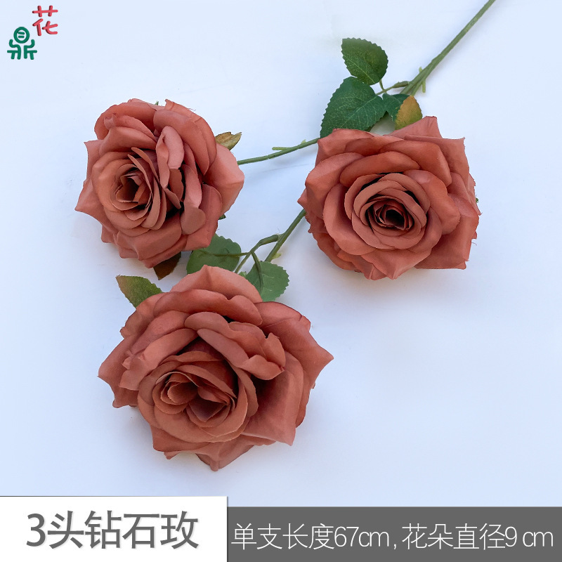 Rose diamant à 3 têtes HYD marron foncé