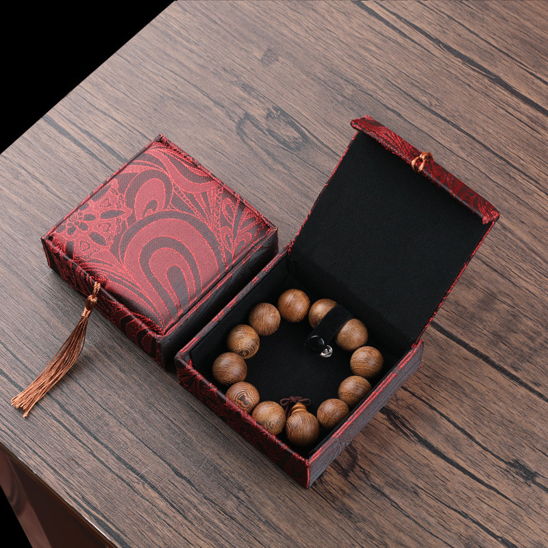 Red cashew nut small bracelet box