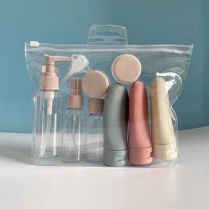 Fabrika ücretsiz örnek temizle parlak 30 50 100 Ml parfüm örnek erkek plastik sprey şişeleri ile erkekler için plastik kapak