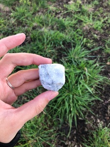 Best Quality <strong>Large</strong> Raw Moonstone Crystal Feng Shui Style Healing Gemstone <strong>Agate</strong> Type - Product Image 3