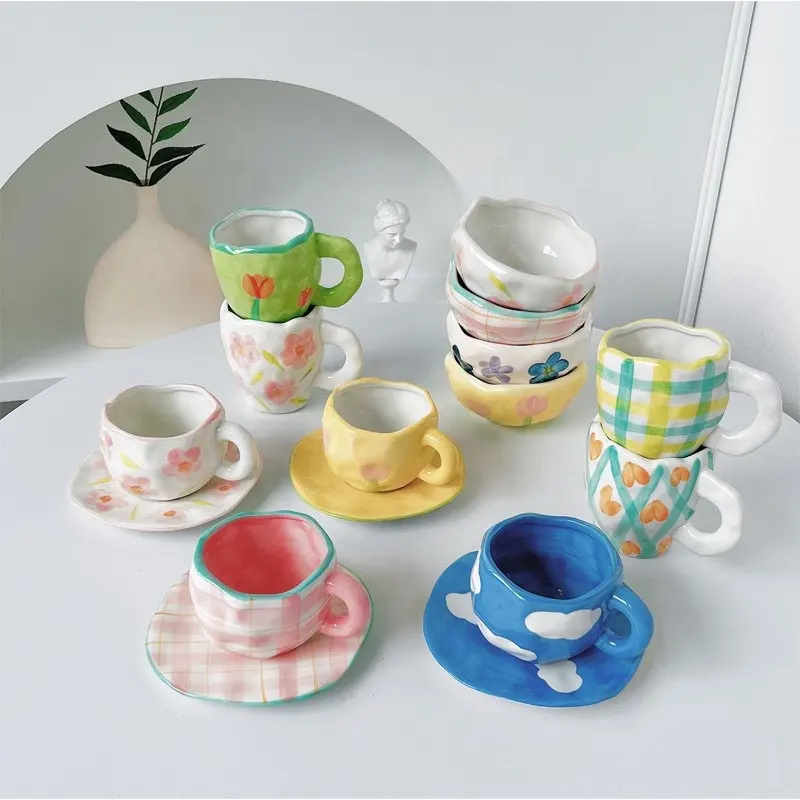 Nordic Ins dipinto a mano Underglaze personalità irregolare cielo blu nuvole bianche caffè in ceramica tazza da tè tazza e piattino
