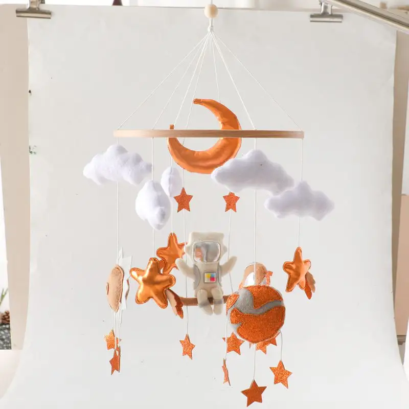 verkaufsschlager raumfahrzeug baby mobile filzplaneten-krippe mobil baby-bett glockenschlaf hängendes mobiles astronautenbett