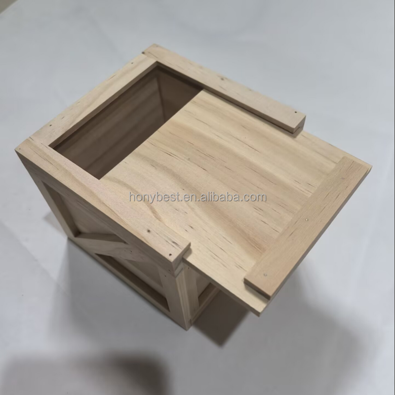 Couleur bois de pin poncé naturel