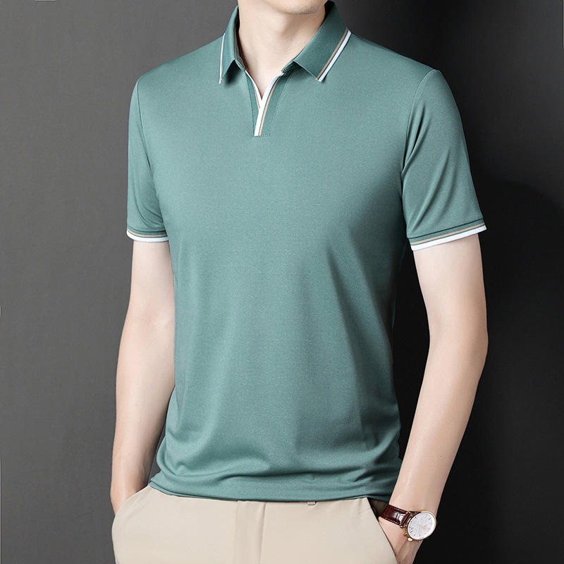 สีเขียวอ่อน