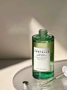 SKIN1004 Centella Asiaticaアンプルセラム集中的な鎮静および矯正ソリューションによる在宅フェイシャルトリートメントの修理