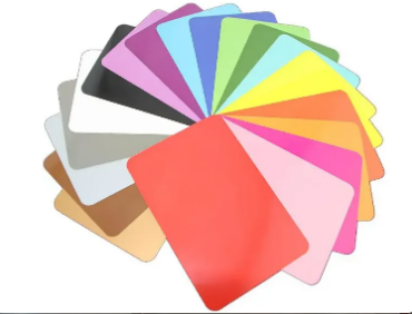 สีเขียว