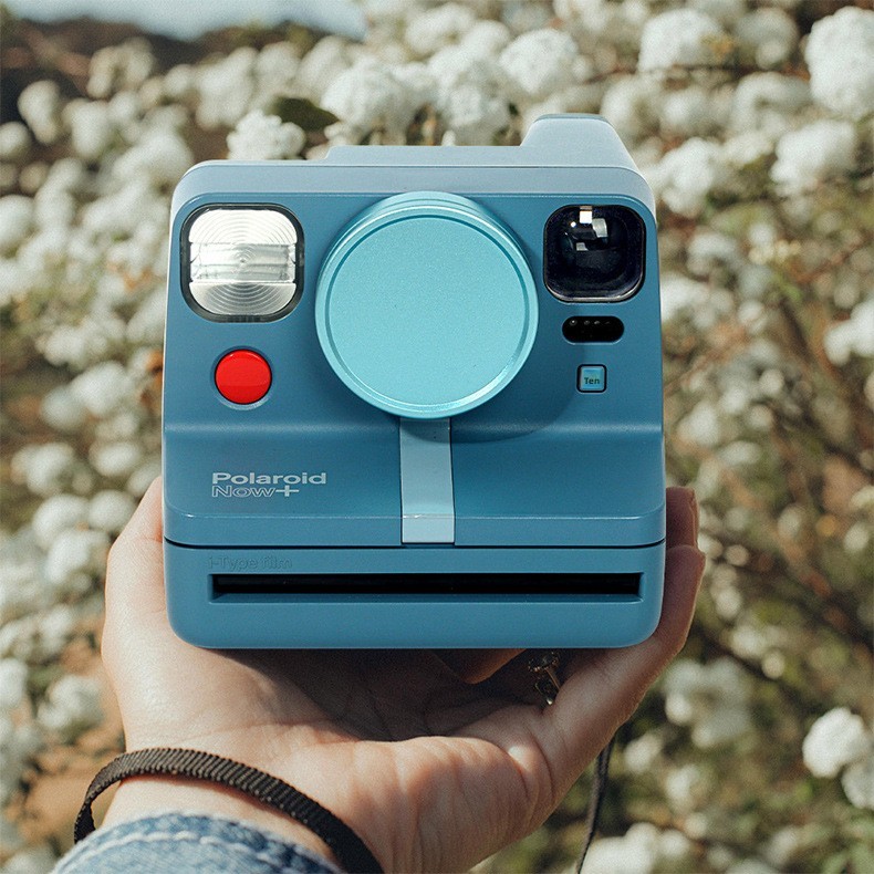lens cap blue