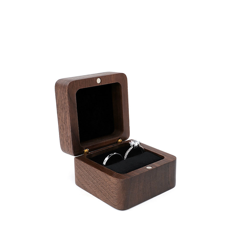Anello singolo nero