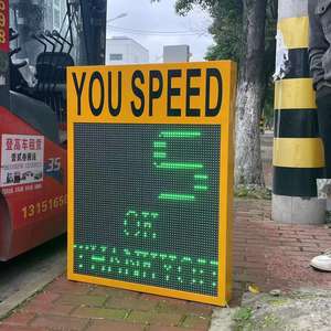 Dispositif de détection de capteur radar de vitesse de signalisation de trafic numérique à LED à énergie solaire portable - Product Image 5