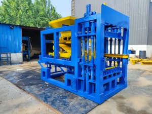 QT5-15 macchina idraulica per blocchi in calcestruzzo Multi-funzionale, la macchina per la realizzazione di blocchi automatici è in vendita - Product Image 5