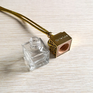 8ml rechargeable vide carré verre voiture suspendu pendentif parfum parfum aromathérapie diffuseur bouteille pour désodorisant - Product Image 5