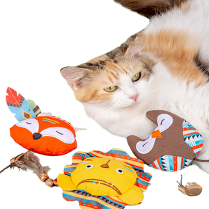 Juguete para gatos, ratón volador de peluche, hierba gatera, Linda muñeca, contiene papel de sonido para hacer que los gatos muerdan resistentes y aburridos