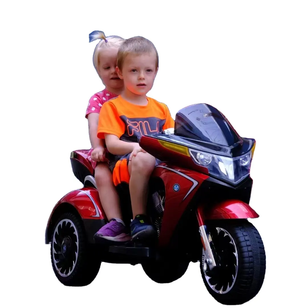 Motocicletta elettrica per bambini giocattolo popolare per bambini adatta a bambini di età compresa tra 2 e 7 anni per guidare sulla moto made in