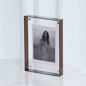 Kunden spezifischer Kristall-Acryl-<span class=keywords><strong>Block</strong></span> rahmen Klare magnetische Foto rahmen Doppelseitige Acryl-Bilderrahmen