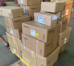 Per Schneider TM221M16T PLC tipo di libro M221 controllore logico programmabile 100% nuovo in magazzino