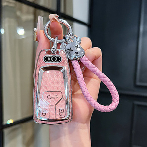 ปลอกหุ้มกุญแจรถ TPU แบบนิ่มมาใหม่พร้อมอุปกรณ์เสริมพวงกุญแจสำหรับรถ Audi A3 A6 A7 A8 Q7 Q8 SQ7 SQ8 S3ที่หุ้มกุญแจรถขอบสีทอง RS6 RS7 - Product Image 2