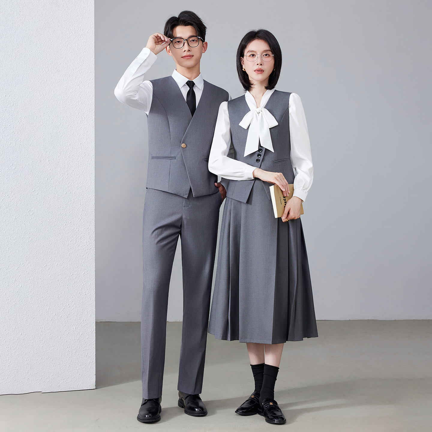 Men's grey vest+pants+white shirt