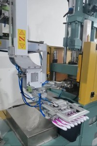 <strong>Automatic</strong> Plastic Toothbrush Making Machine Tooth Brush Injection Molding Machine - Product Image 4