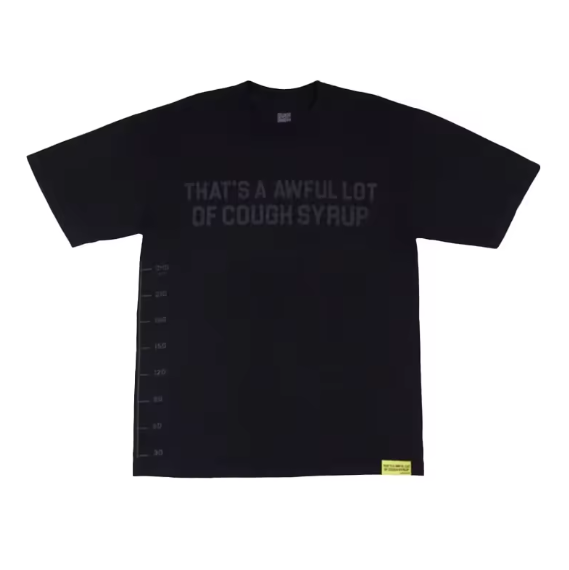 T-shirt classica in tonalità nera