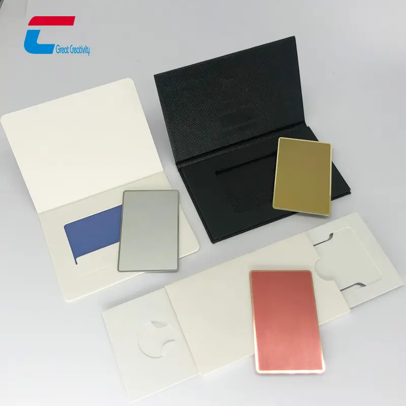 व्यक्तिगत काले सोने चांदी एनएफसी धातु कार्ड चिप छिपा एनएफसी हाइब्रिड धातु कार्ड