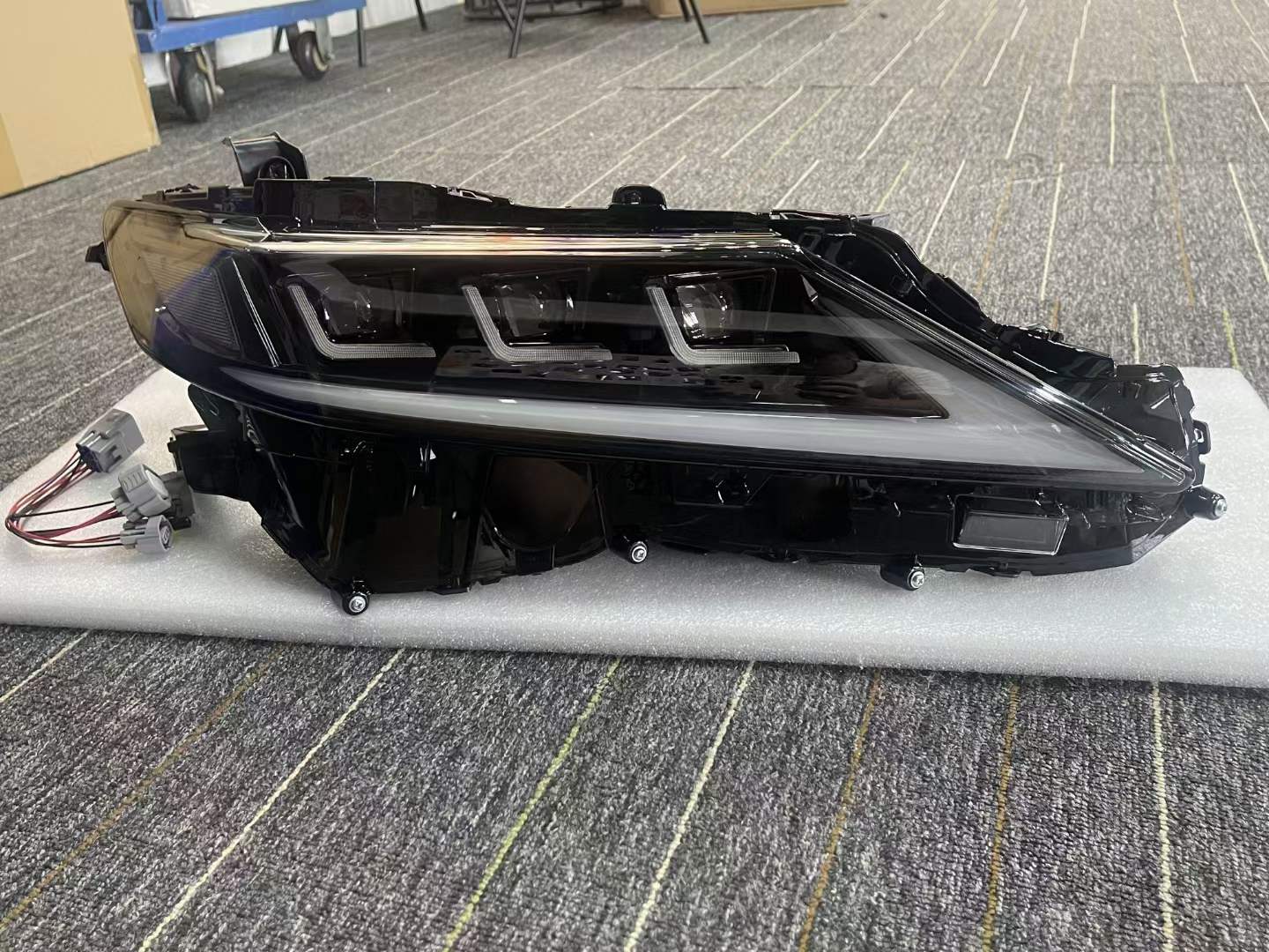 ธรรมชาติสีขาว