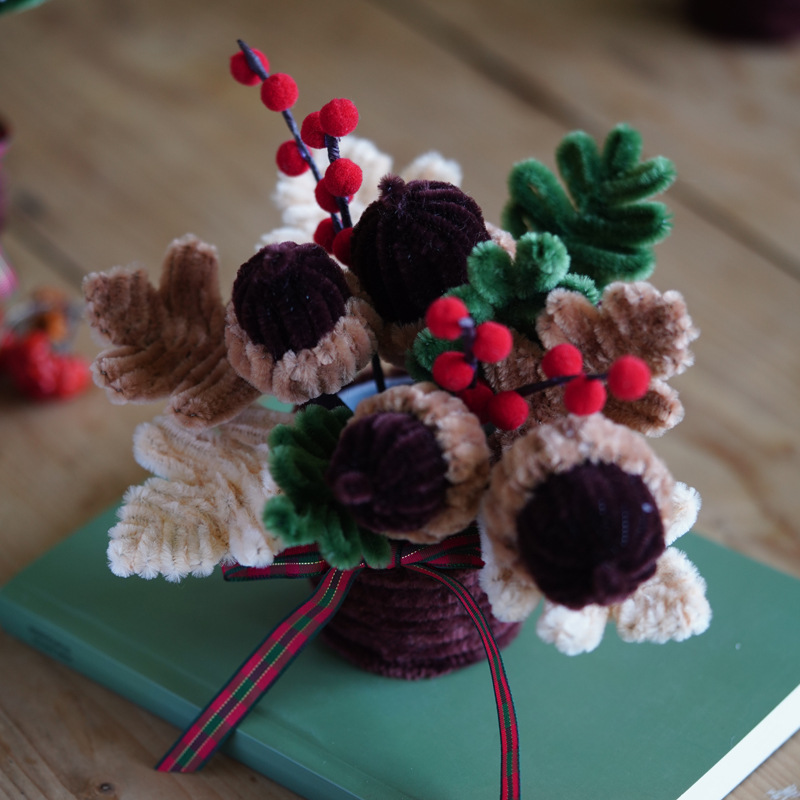 Plantas en maceta de roble de Navidad (Pack Material)