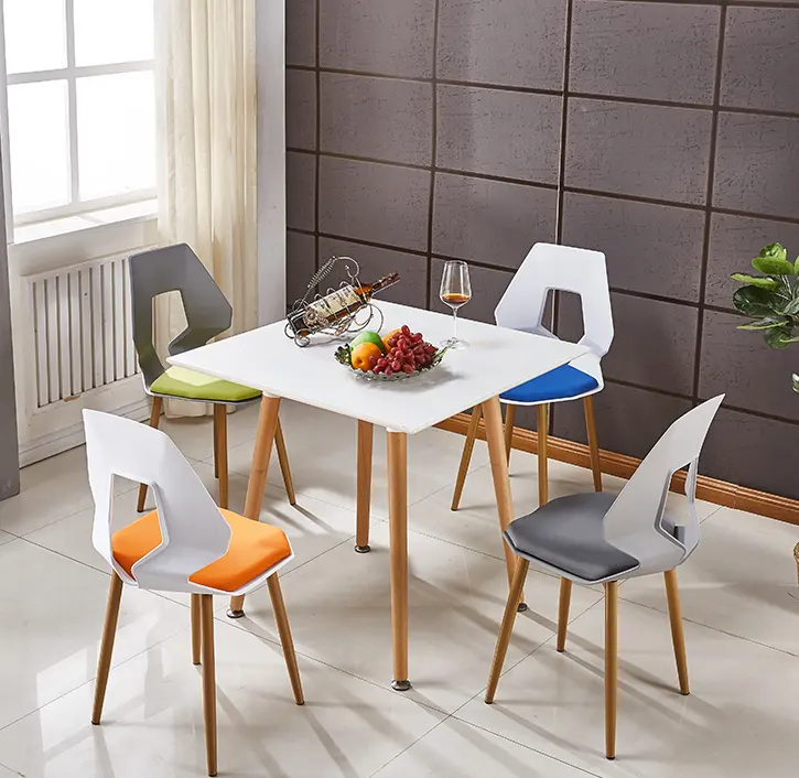 Fabrik direkt moderne stil möbel ohne armlehne metall bein design pp kunststoff esszimmer stuhl