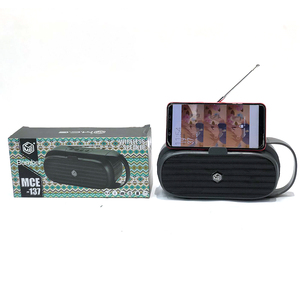 <span class=keywords><strong>MCE</strong></span>-137 bluetooth ile taşınabilir hoparlör ile anten radyo bluetooth hoparlör