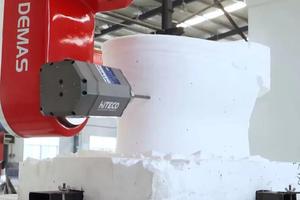 Blue Elephant <strong>CNC</strong> 5-axis Woodworking <strong>CNC</strong> 3D Foam Model Engraving <strong>Machine</strong> <strong>with</strong> <strong>Movable</strong> <strong>Table</strong> - Product Image 6