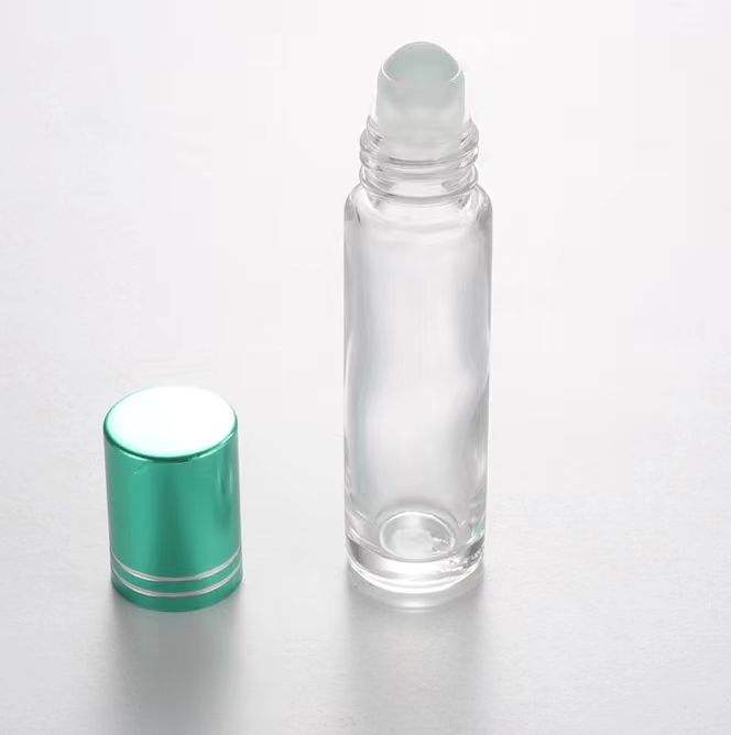 Verre clair avec bouchon vert