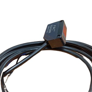 Reflective TOF photoelectric <strong>sensor</strong> <strong>infrared</strong> reflection 650nm BGS <strong>sensor</strong> 2000mm <strong>detect</strong> distance - Product Image 2