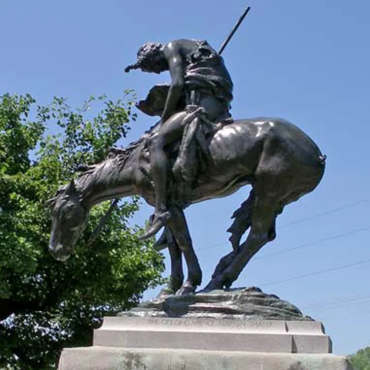 Famoso reproducción final de la pista estatua de bronce hombre montado a caballo cansado escultura
