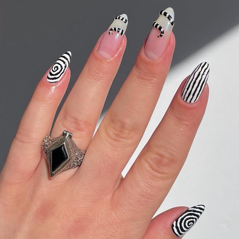 BZ1291 striped rattlesnake