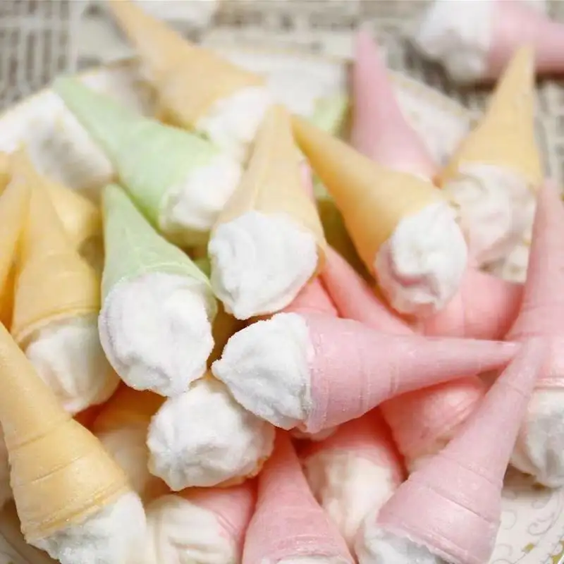 Delicioso marshmallow crocante cone sorvete marshmallow com sabor de frutas atacado