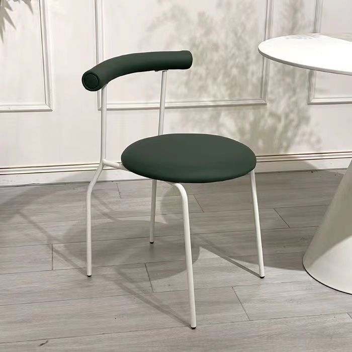 Sedia a rotelle con gambe verde scuro e bianco perla