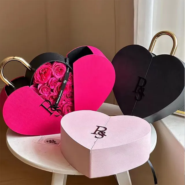 Confezione regalo a forma di cuore di san valentino con rosa di cioccolato confezione cajas de carton para regalos flower box per fiore